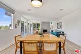 1129 Larrabee Street - Photo 9