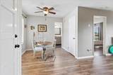 6924 Hyde Park Dr - Photo 19
