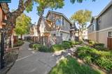 97 Manchester Dr - Photo 3