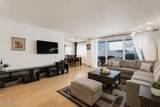 4915 Tyrone Avenue - Photo 4