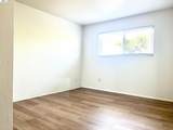 582 H St - Photo 5