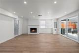 925 Manhattan Avenue - Photo 11