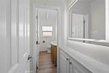 925 Manhattan Avenue - Photo 32