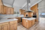 925 Manhattan Avenue - Photo 9