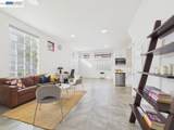 2932 Filbert St - Photo 24