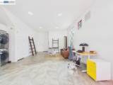 2932 Filbert St - Photo 34