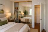 260 Beverly Boulevard - Photo 18
