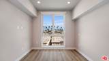 927 Fedora Street - Photo 10