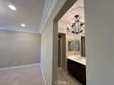 70 Passage - Photo 43