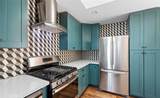 1537 Lakeshore - Photo 11