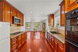 23036 Burbank - Photo 18