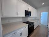 300 Honeysuckle Way - Photo 3