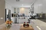 104 La Brea Street - Photo 15