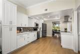 642 Colonial - Photo 30