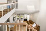642 Colonial - Photo 9