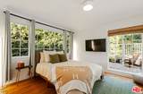 8467 Willoughby Avenue - Photo 18
