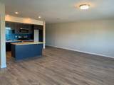 11442 Victory Boulevard - Photo 17
