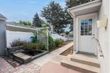 439 Deodar Avenue - Photo 31