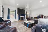 439 Deodar Avenue - Photo 8