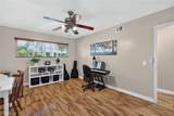 111 Palmdale - Photo 32