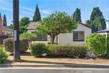 4330 Oakwood Place - Photo 3