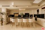 10450 Wilshire Boulevard - Photo 1