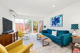 1400 Hayworth Avenue - Photo 2