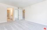 5530 Owensmouth Avenue - Photo 5