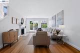 204 Centre Ct - Photo 2
