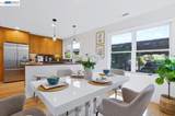 204 Centre Ct - Photo 9