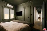 743 Manhattan Place - Photo 11