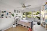 888 Summit Drive - Photo 18