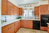 1572 Mountain View Avenue - Photo 3