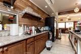 9048 Woodley Avenue - Photo 10