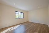 421 Mariposa Avenue - Photo 15