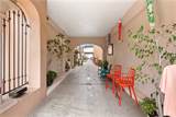 976 Coast - Photo 20