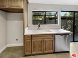 99 Streamwood - Photo 11