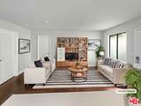 99 Streamwood - Photo 2