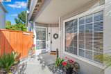2211 Oakland Ave - Photo 12