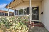 546 Menker Avenue - Photo 2