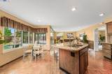 1047 Innsbruck St - Photo 19