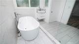 1541 Stanley Avenue - Photo 40