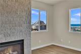 679 Elena Street - Photo 18