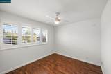 1110 Lomitas Ave - Photo 32