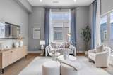 708 Thayer - Photo 3