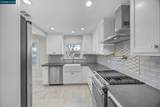 2910 Almond St - Photo 15