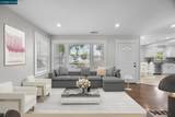 2910 Almond St - Photo 8