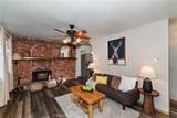 811 Leonard Lane - Photo 3