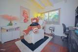 942 Woodlawn Drive - Photo 12