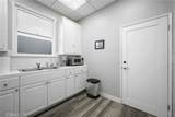 2304 2306 Burbank Boulevard - Photo 13